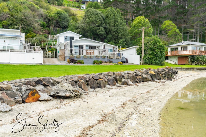 31 Dem Road, Pahi, Paparoa - Carousel 1