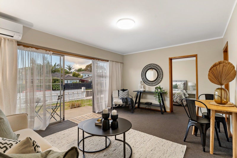 1B The Circle, Manly, Whangaparaoa - Carousel 1