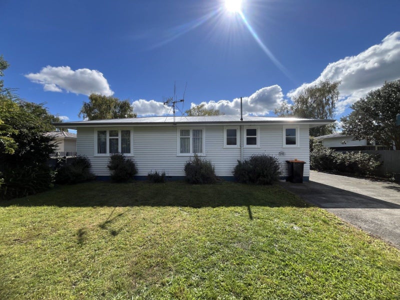 20 Benmore Avenue, Cloverlea, Palmerston North - Carousel 11