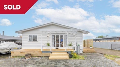 2/24 Matipo Street, Taupō - Carousel 1