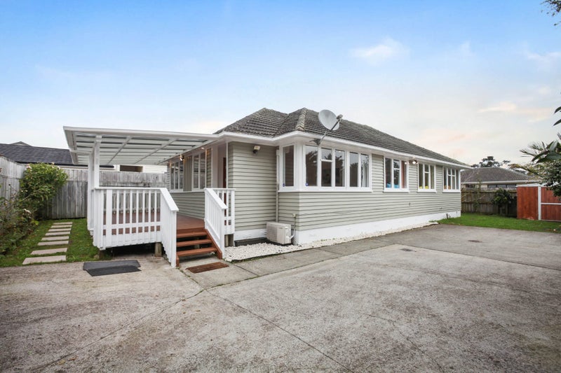 75B Tabitha Crescent , Henderson, Auckland - Carousel 1