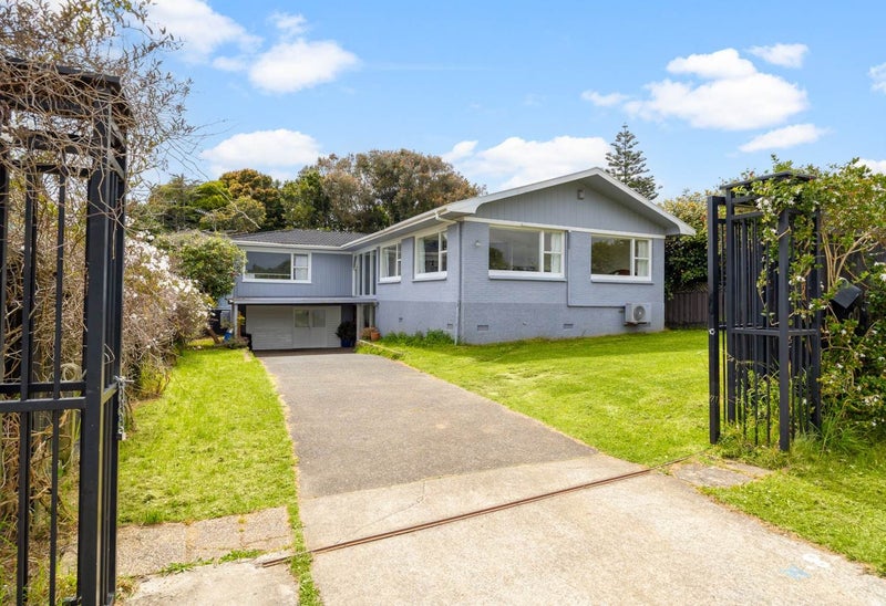 90 Lawrence Crescent, Hillpark, Auckland - Carousel 1