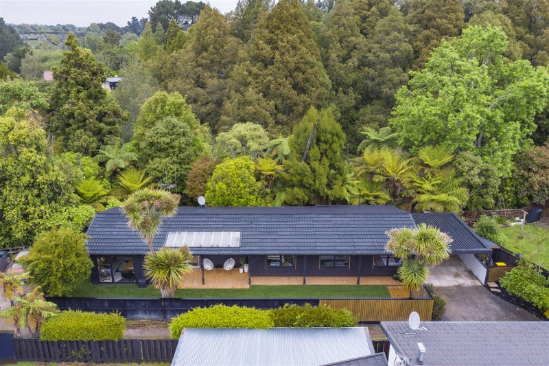 10 Linthorpe Place, Hillcrest, Hamilton - Carousel 1