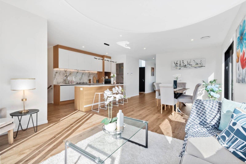 32 Thomason Crescent, Pokeno - Carousel 1