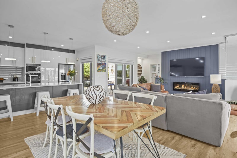 65 Pinecrest Drive, Gulf Harbour, Whangaparaoa - Carousel 2