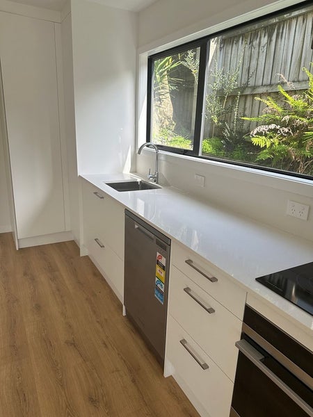 12B Bluefin Way, West Harbour, Auckland - Carousel 10