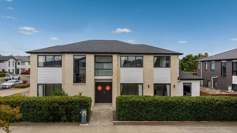 76 Donegal Park Drive, Flat Bush, Auckland - Carousel 1