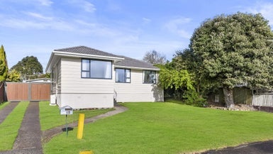 15 Crampton Place, Manurewa, Auckland - Carousel 1