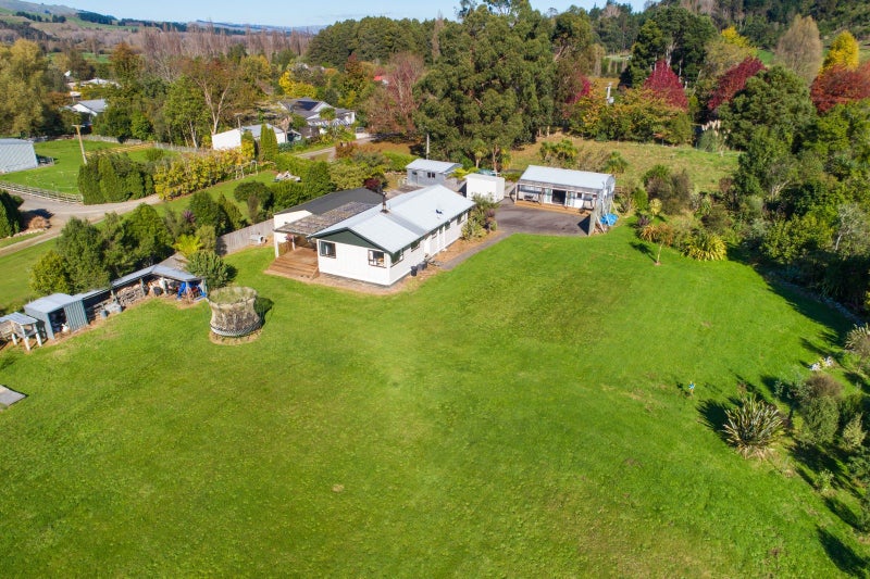 5 Kaka Street, Pohangina, Ashhurst - Carousel 2