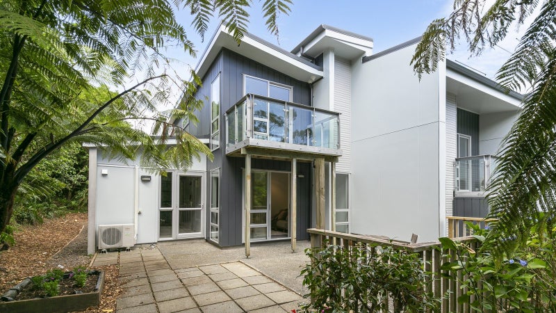 1/114 Mitchell Street, Brooklyn, Wellington - Carousel 1