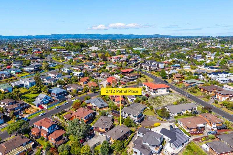 2/12 Petrel Place, Massey, Auckland - Carousel 29