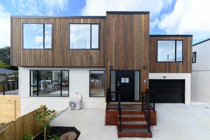 9B Finchley Road, Torbay, Auckland - Carousel 1