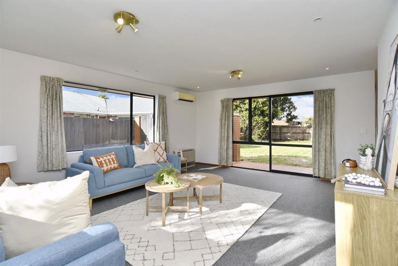 11 Wendon Mews, Belfast, Christchurch - Carousel 2