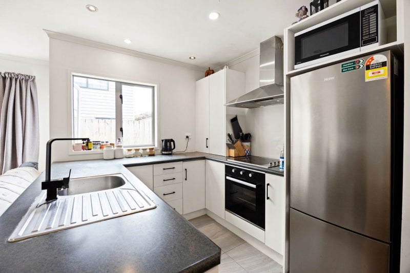 12D Cameron Road, Hamilton East, Hamilton - Carousel 1