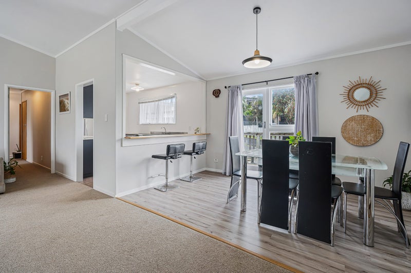 21 Clotworthy Crescent, Onerahi, Whangarei - Carousel 2