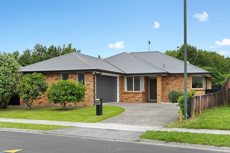 22 Mickelson Avenue, Rototuna, Hamilton - Carousel 1