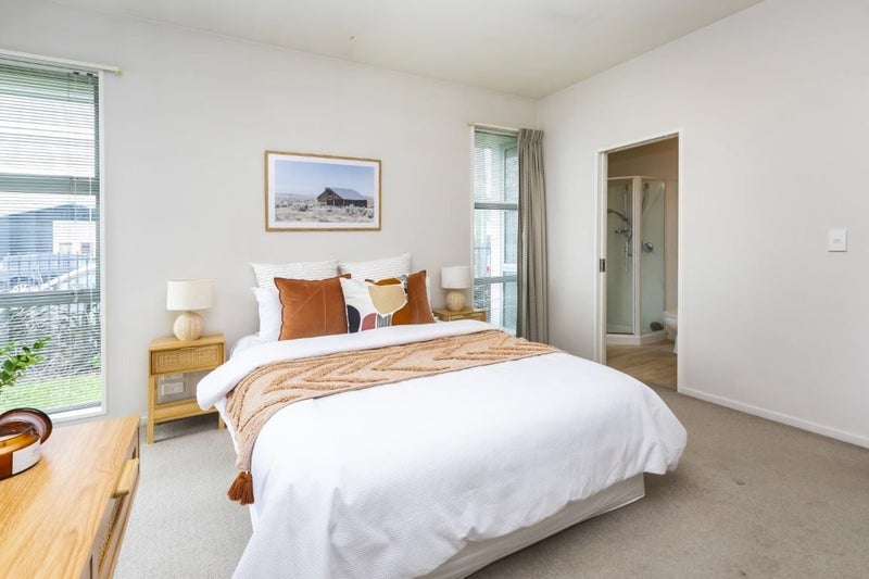 11A Clarence Street South, Addington, Christchurch - Carousel 14