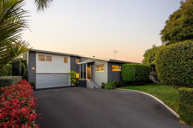 5 Marnane Terrace, St Andrews, Hamilton - Carousel 1