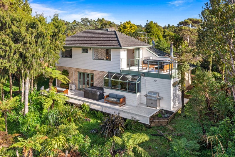 31 Turanga Road, Henderson Valley, Auckland - Carousel 21