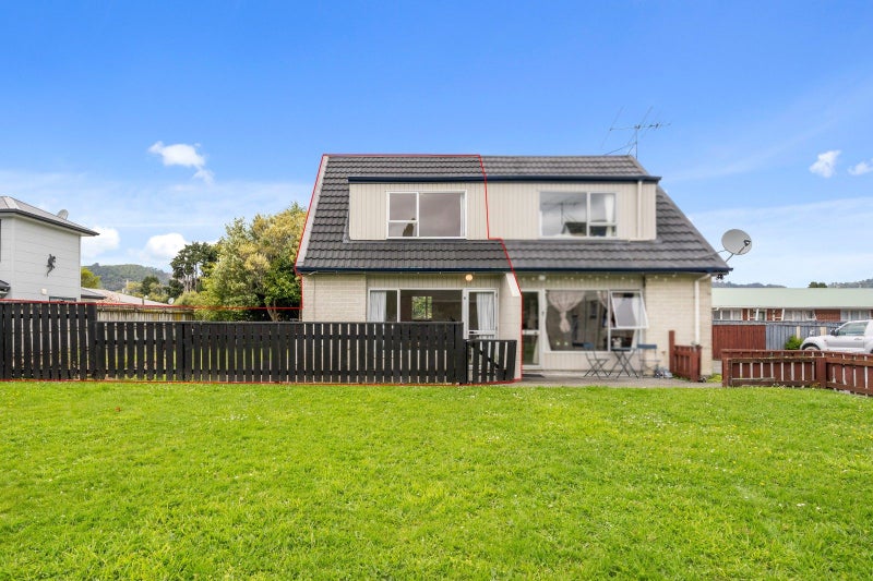 8/21 Islington Street, Trentham, Upper Hutt - Carousel 1