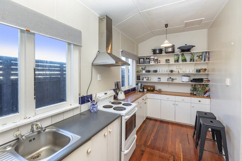 13 Roosevelt Avenue, St Albans, Christchurch - Carousel 2