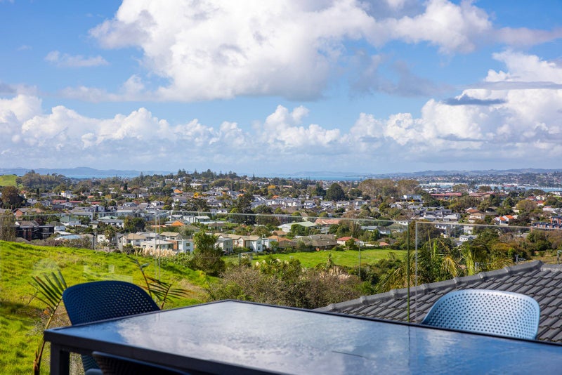 6 Felton Mathew Avenue, Saint Johns, Auckland - Carousel 2