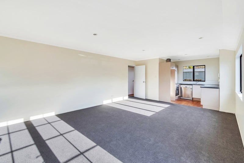 9A Greenhaven Avenue, Opaheke, Papakura - Carousel 2