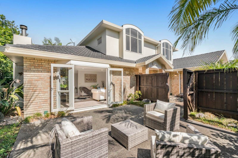 27 Hoani Glade, Saint Johns, Auckland - Carousel 1