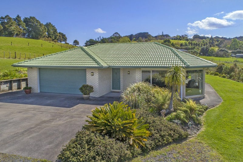 3 Riversong Road, Kamo - Carousel 2