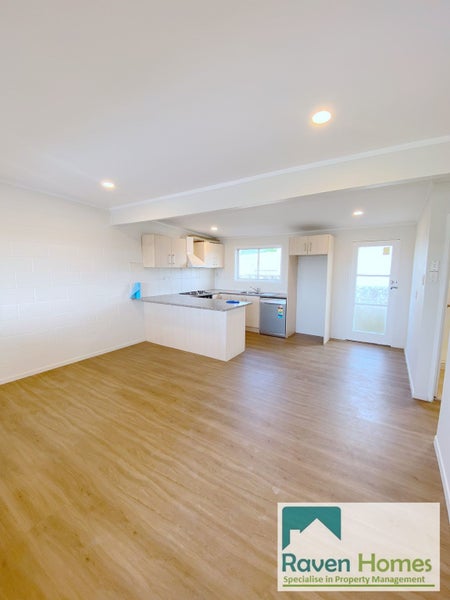 19A Revel Avenue, Mount Roskill, Auckland - Carousel 1