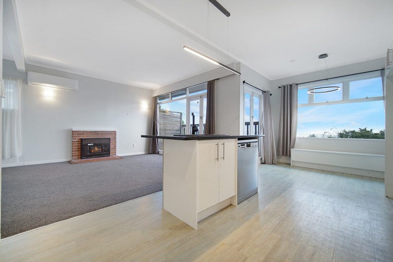 232 Hillsborough Road, Hillsborough, Auckland - Carousel 2
