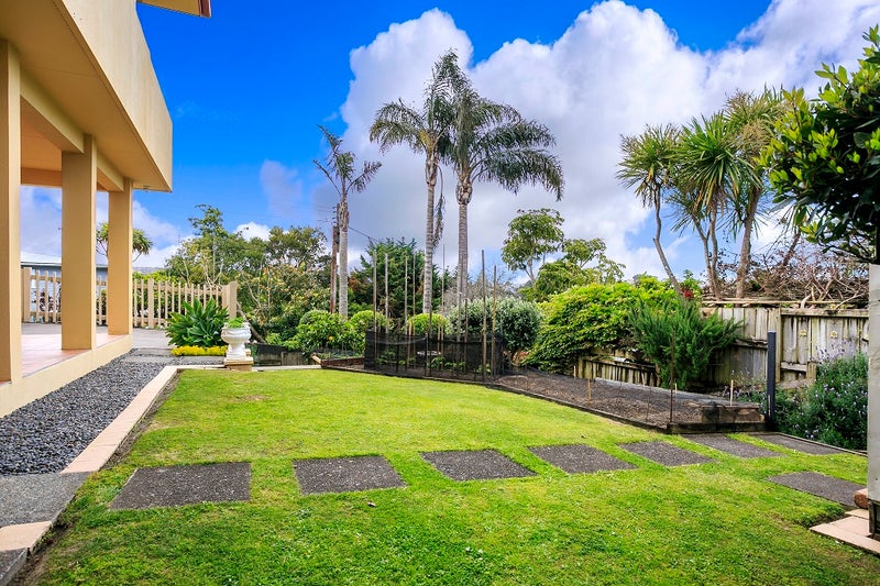 1A Lake Road, Northcote, Auckland - Carousel 1
