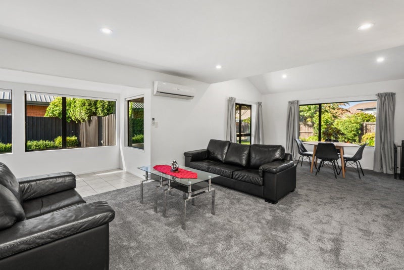 15 Westlake Drive, Halswell, Christchurch - Carousel 2