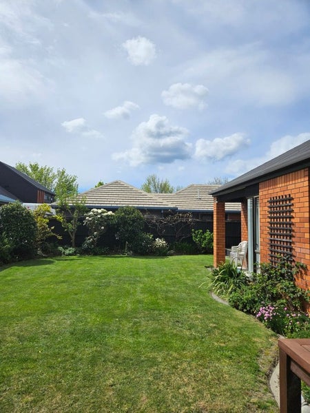 14 Abingdon Court, Avonhead, Christchurch - Carousel 12