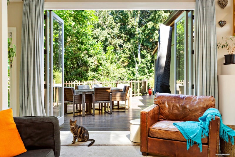 55 Pupuke Road, Birkenhead, Auckland - Carousel 11