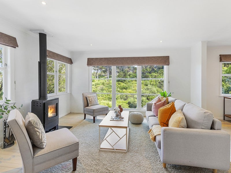 23 Upoko Road, Hataitai, Wellington - Carousel 1