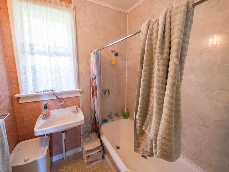 70A Heriot Row, North Dunedin, Dunedin - Carousel 6