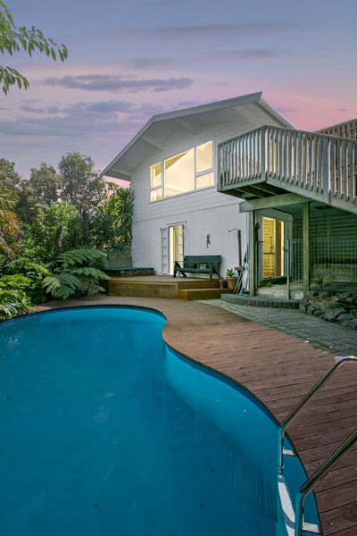 38 Puketaha Road, Swanson, Auckland - Carousel 35