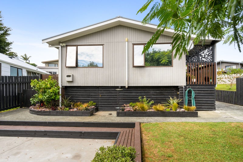 79 Eden Terrace, Kamo, Whangarei - Carousel 2