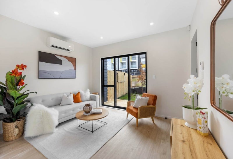 3/21 Hetherington Road, Ranui, Auckland - Carousel 1