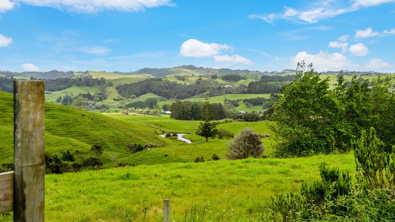 152 Aka Aka Road, Puni - Carousel 1