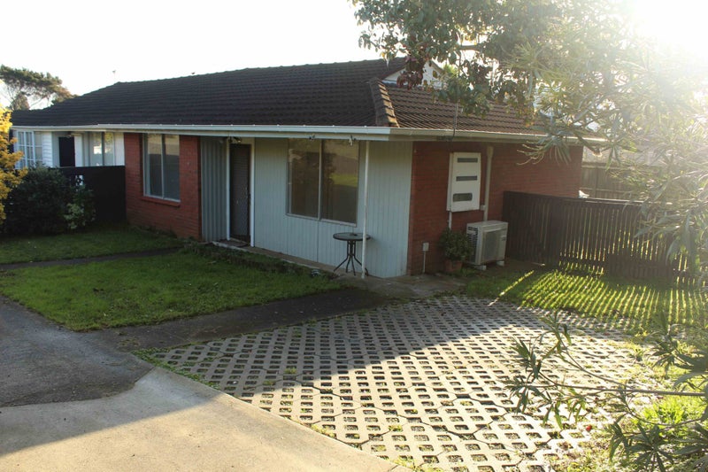 1/13 Wright Road, Point Chevalier, Auckland - Carousel 2
