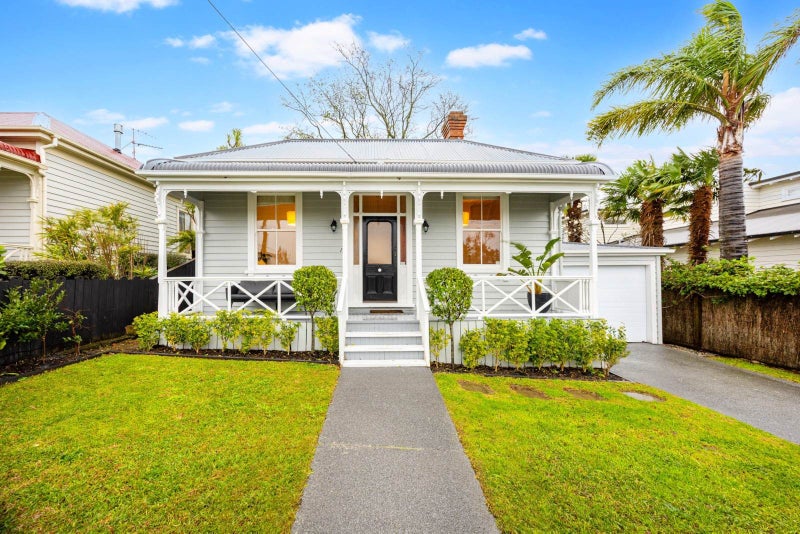 18 Kingsley Street, Westmere, Auckland - Carousel 1