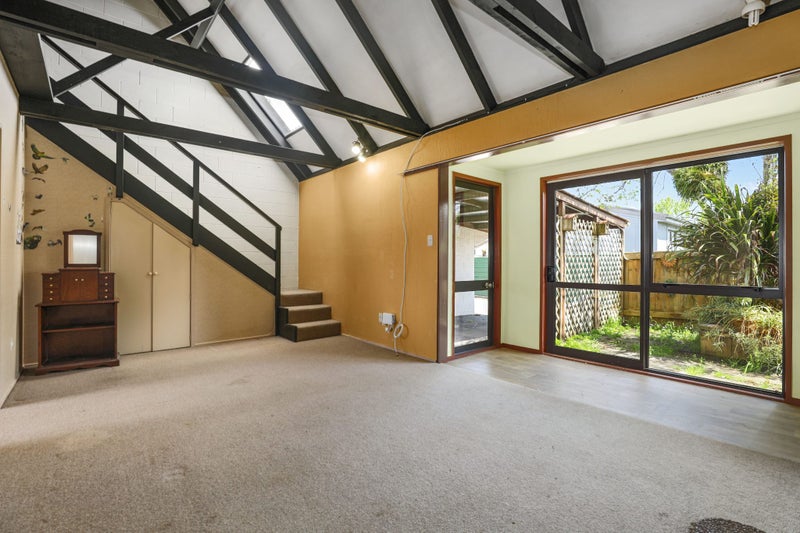 5/66 Robinson Avenue, Holdens Bay, Rotorua - Carousel 2