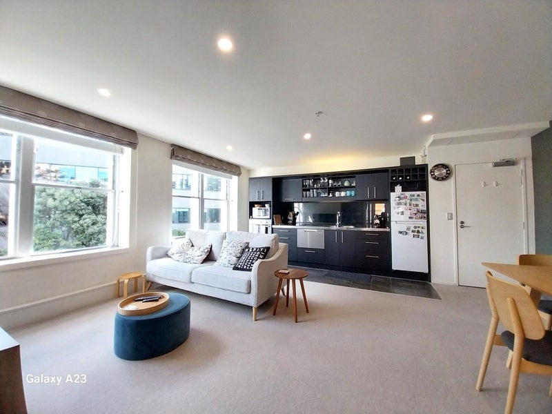 2C/123 Molesworth Street, Thorndon, Wellington - Carousel 1