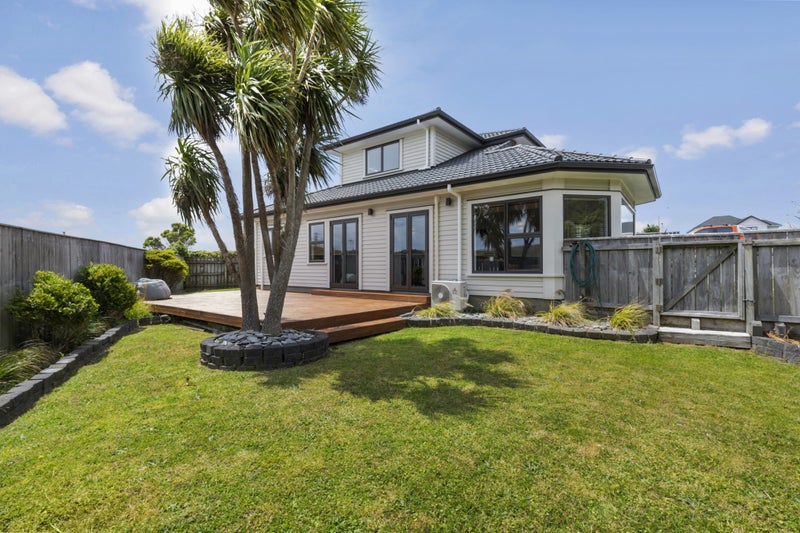 8 Carmichael Street, Johnsonville, Wellington - Carousel 2