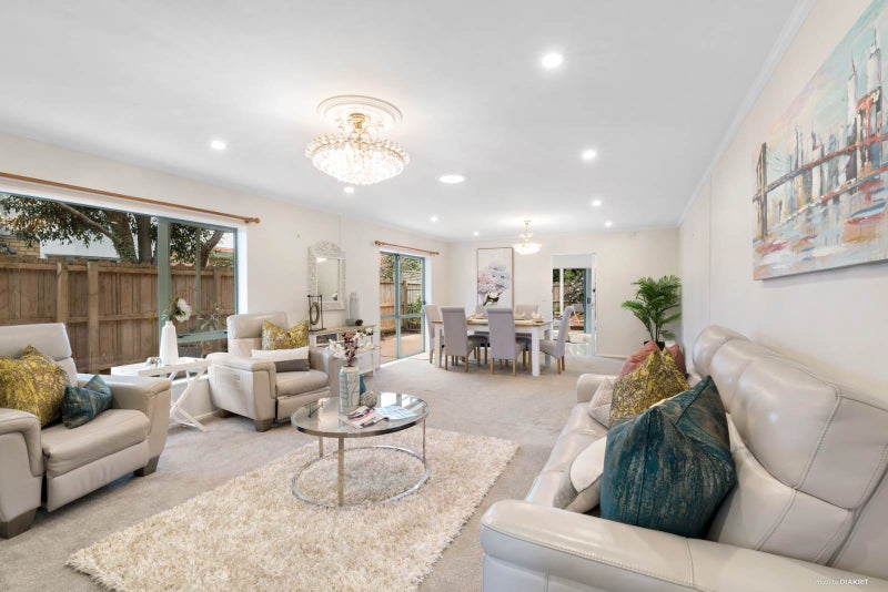 139 Millhouse Drive, Golflands, Auckland - Carousel 2