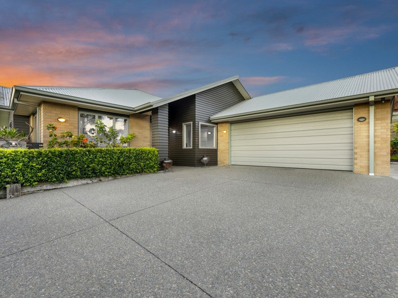 37 Falcon Drive, Welcome Bay, Tauranga - Carousel 2