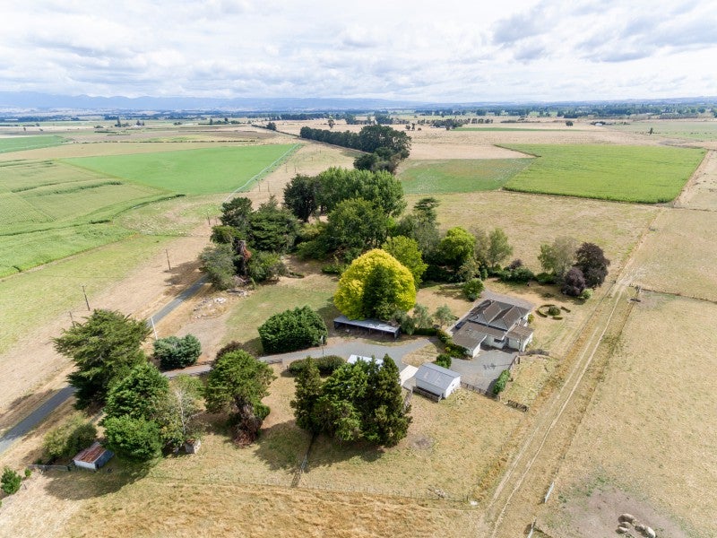 207 Hobin Road, Waipukurau - Carousel 1