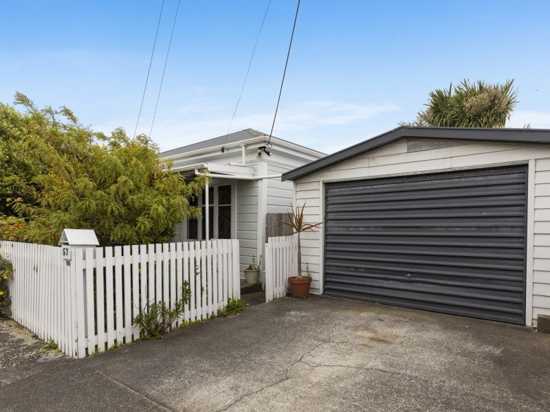 57B Richmond Street, Petone, Lower Hutt - Carousel 1